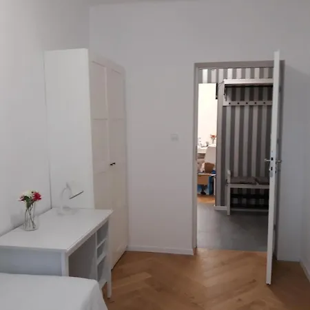 2 Bedroom City Center Apartment Kattowitz Exterior foto