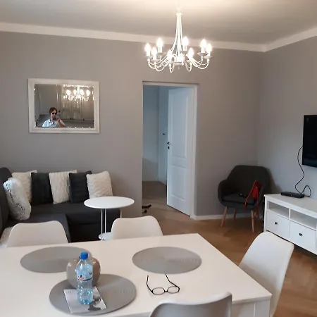 2 Bedroom City Center Apartment Kattowitz Exterior foto