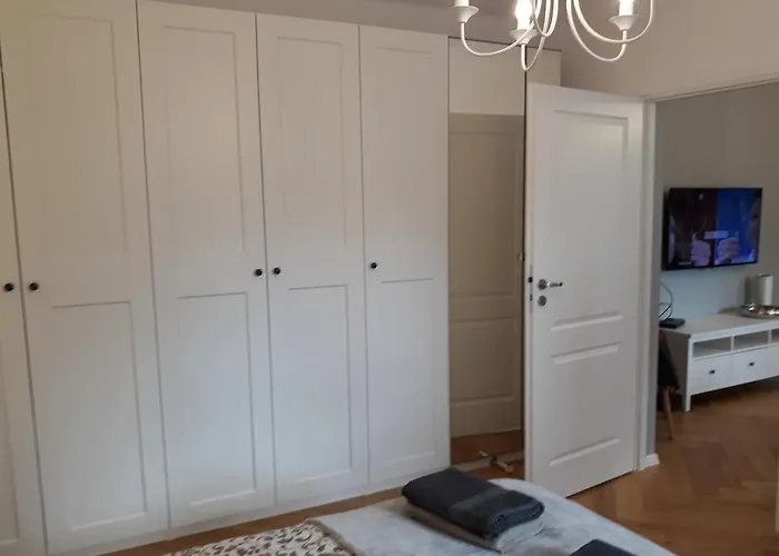 2 Bedroom City Center Apartment